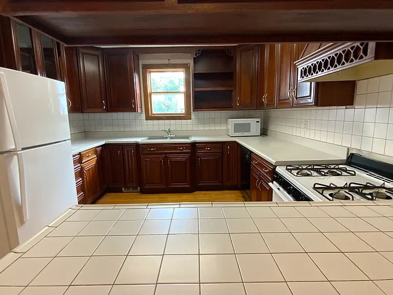 1123 N 21st Street — Photo 38