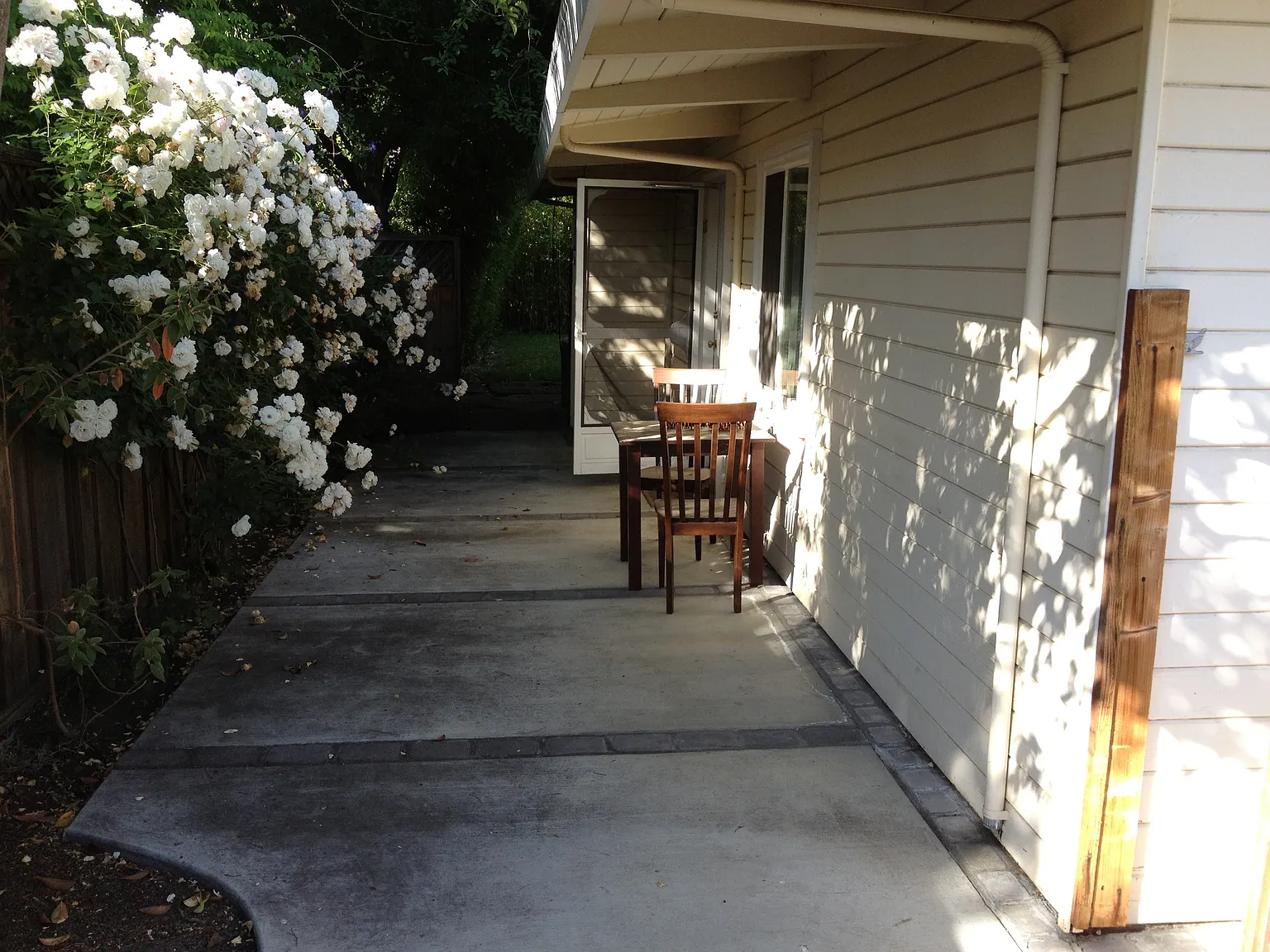 2 bed, 1000 sqft, $4,465 — Photo 2