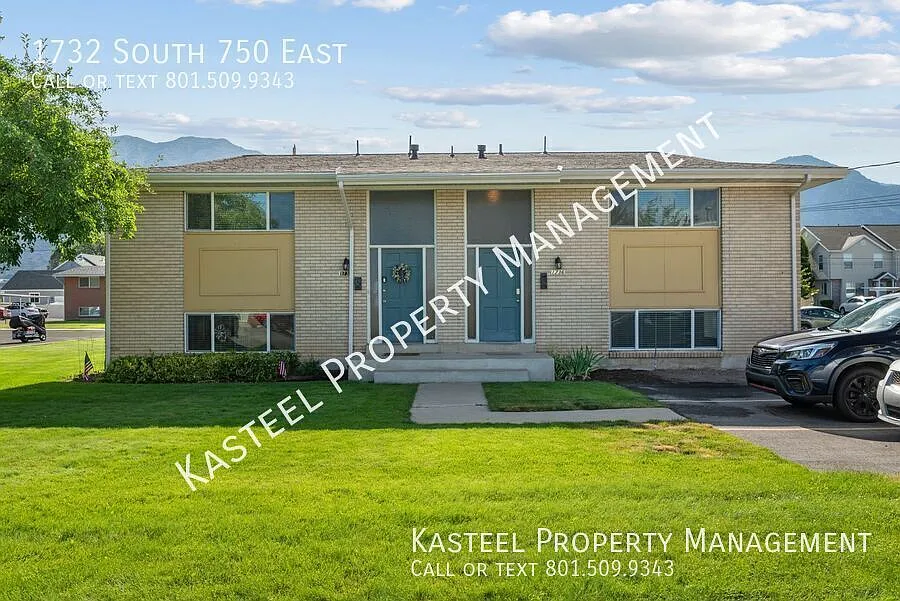 Large Updated 2 Bedroom with Central Air — Photo 1
