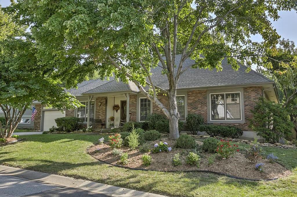 6825 Bluejacket St, Shawnee, KS 66203 Zillow