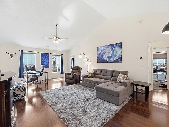 5th image of 274 Palladium Dr.