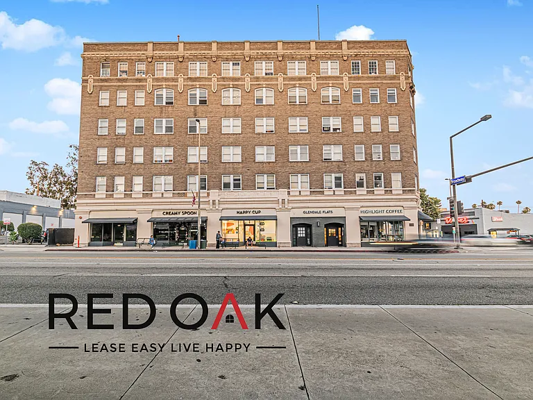 ICO Glendale Flats — Photo 12