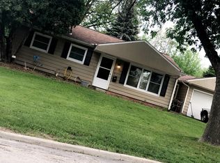 1719 11th Ave SW, Cedar Rapids, IA 52404