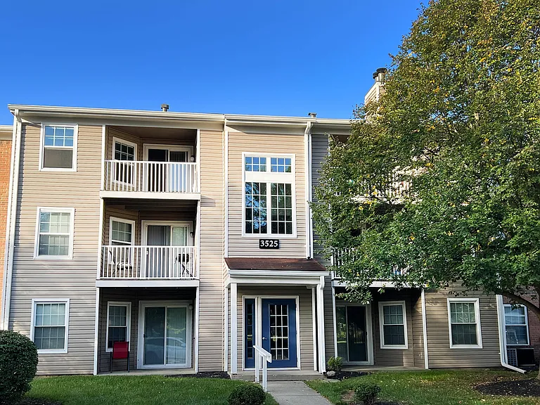 Steeplechase Apartments — Photo 70