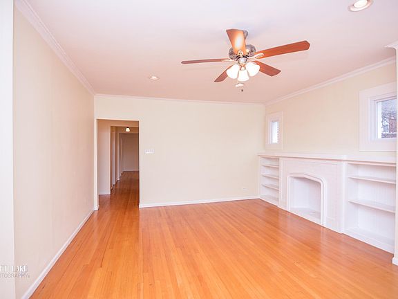 4th image of 4901 N St Louis Ave APT 2