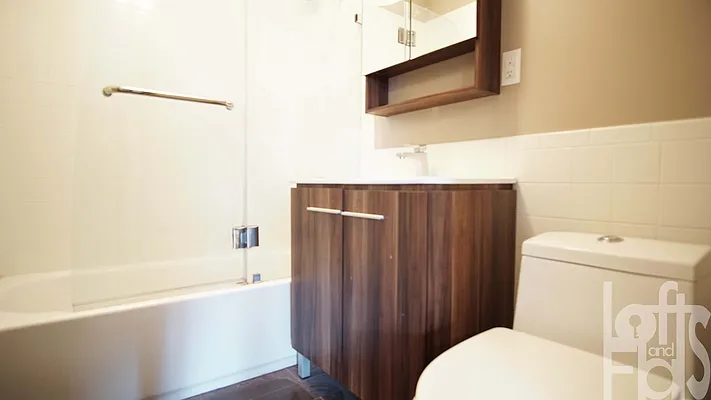 Rented by Lofts and Flats LLC | media 62