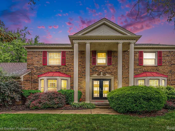 37000 Fox Gln, Farmington Hills, MI 48331