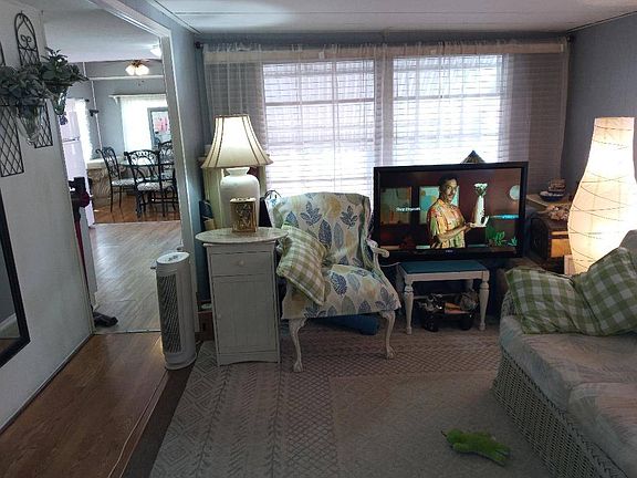 4th image of 2560 62nd Ave N #211