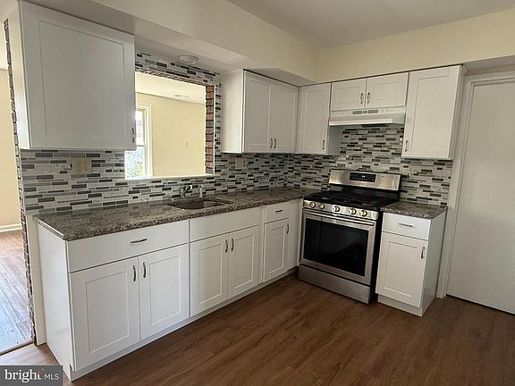 4th image of 1606 Beechwood Pl
