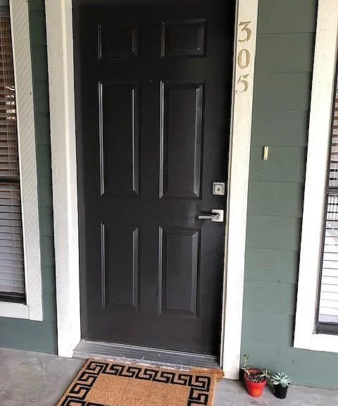 2706 Salado St #305 — Photo 2