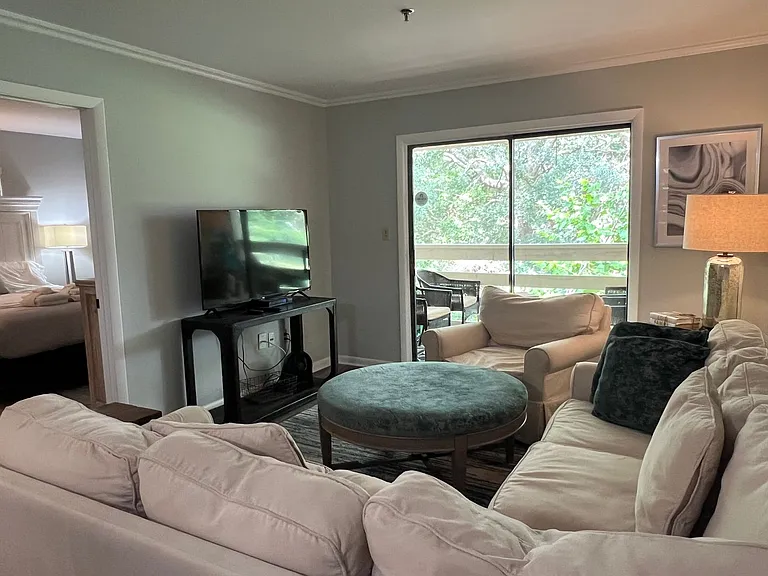 45 Folly Field Rd #4J — Photo 10