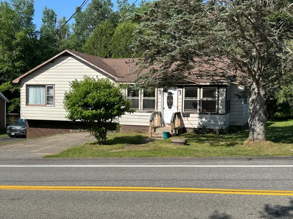 285 Hosley Ave, Tupper Lake, NY 12986