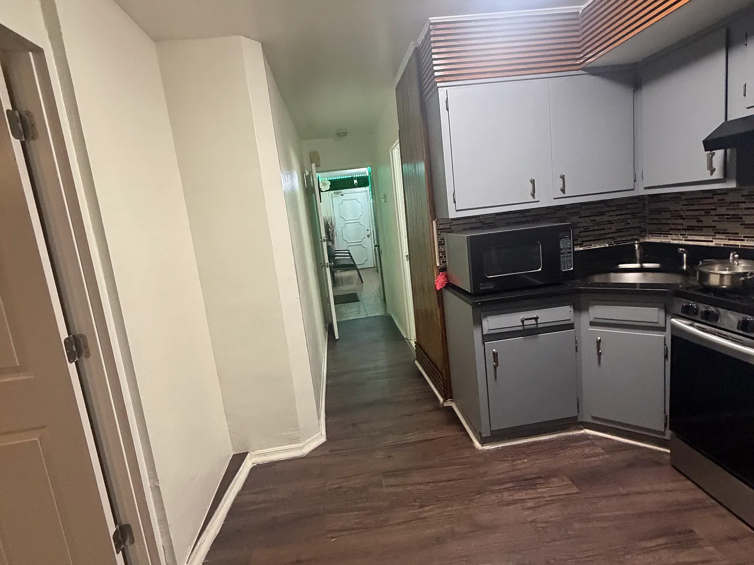 1 bed, $1,800 — Photo 3