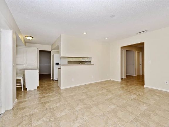 3rd image of 4216 Northwind Ln