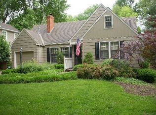 5623 Fairway Rd, Fairway, KS 66205