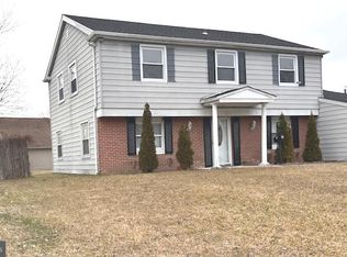 23 Botany Cir, Willingboro, NJ 08046