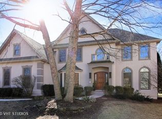 178 Jonathan Ct, Glen Ellyn, IL 60137