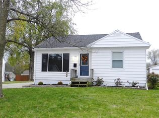 1706 57th Pl, Des Moines, IA 50310