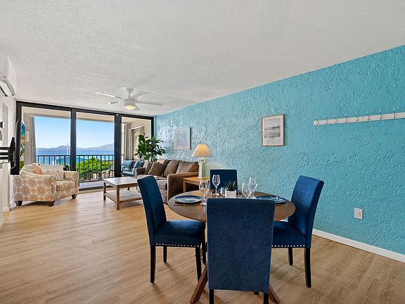 3rd image of 265 Sapphire Hill Vlg