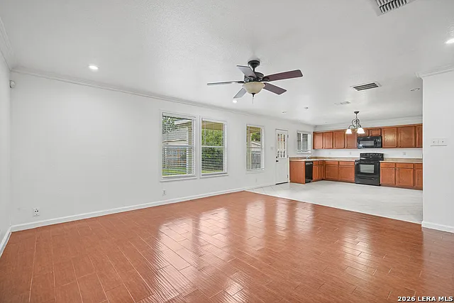 5806 Valparaiso Way — Photo 6