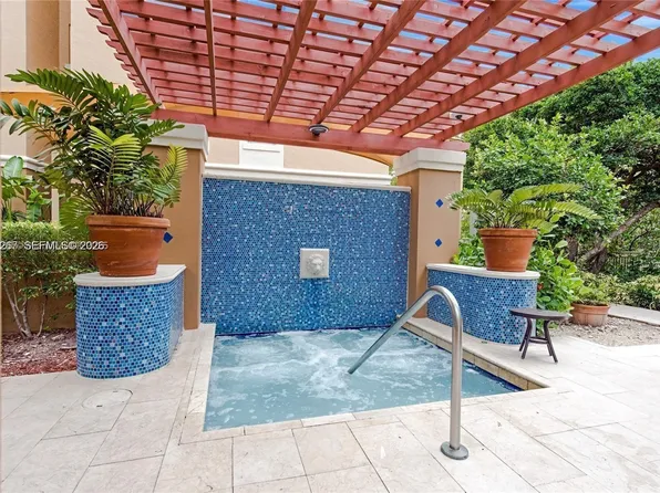 19555 E Country Club Dr #8502, Aventura, FL 33180