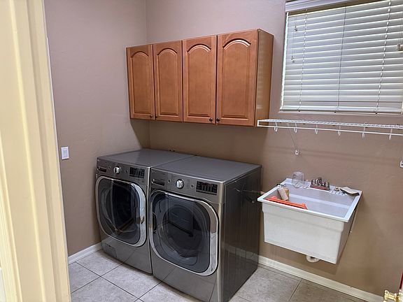 4th image of 14568 W Edgemont Ave
