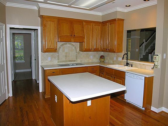 5th image of 14711 Brenly Dr