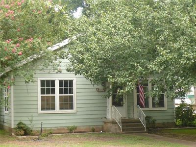 707 Hudgins St, Smithville, TX, 78957