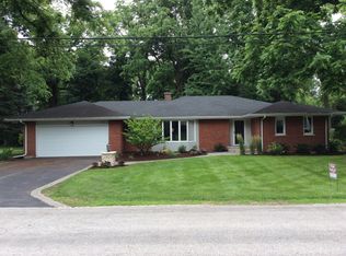 524 Waubonsee Trl, Batavia, IL 60510