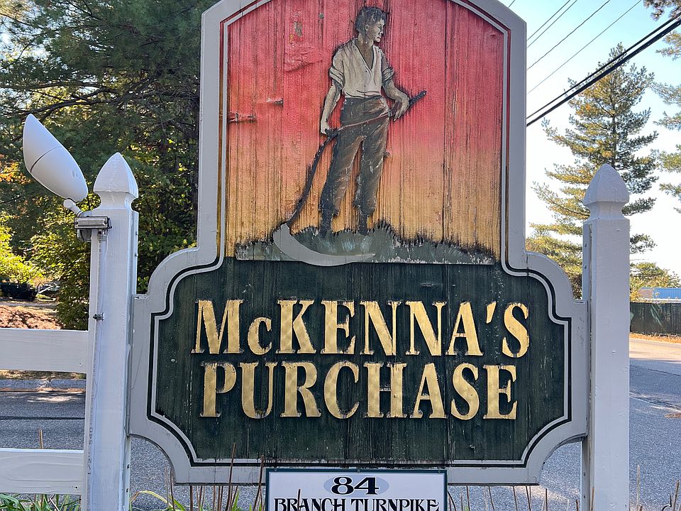 Neighborhood Entrance