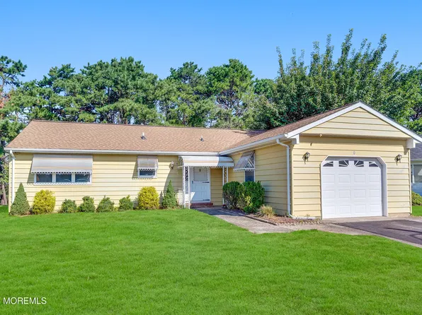 9 San Carlos Court, Toms River, NJ 08757