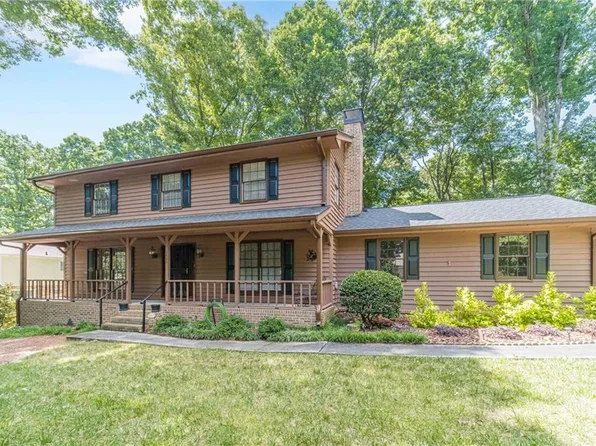 1656 Ramblewood Way, Snellville, GA 30078