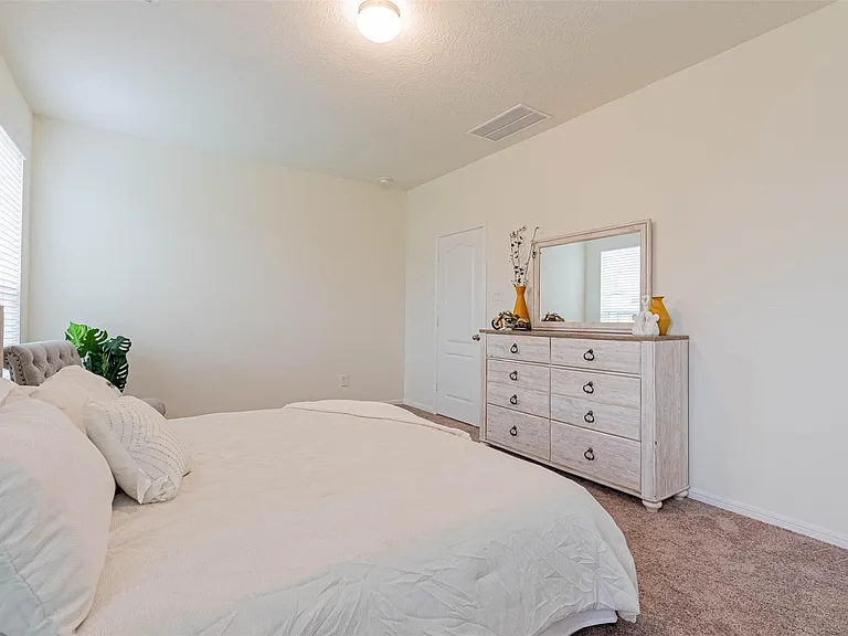2114 Damasi Ln — Photo 22