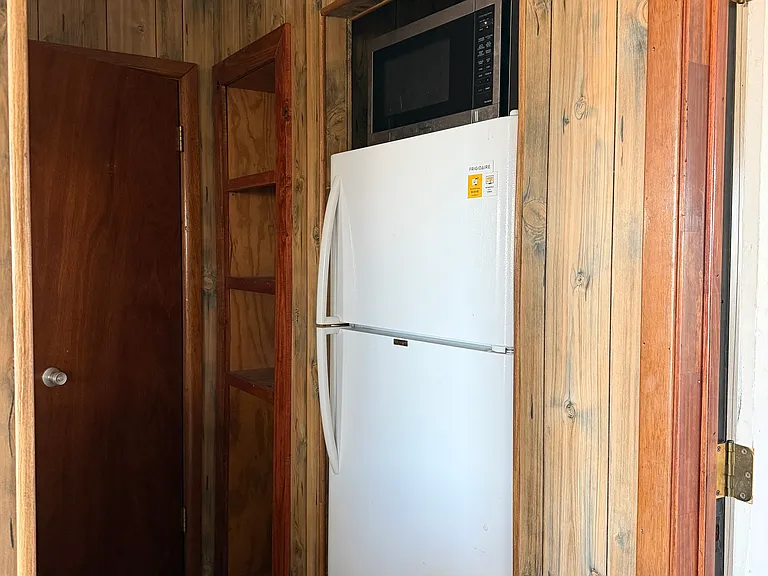 1265 N Commercial St #7 — Photo 7