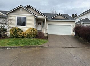 38893 Sawyer St, Sandy, OR 97055