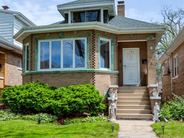 7818 W Elmgrove Dr, Elmwood Park, IL 60707