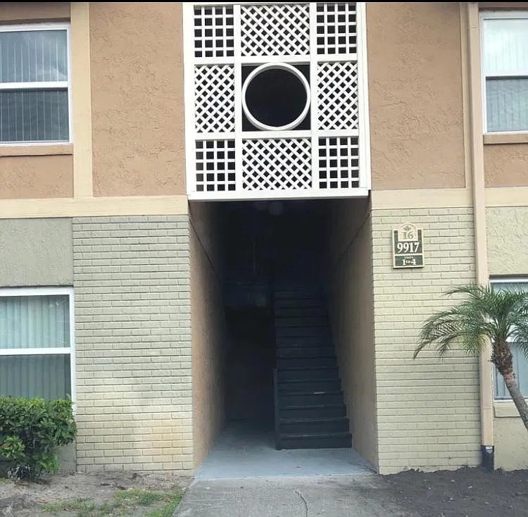 2 bed, 905 sqft, $1,400 — Photo 2