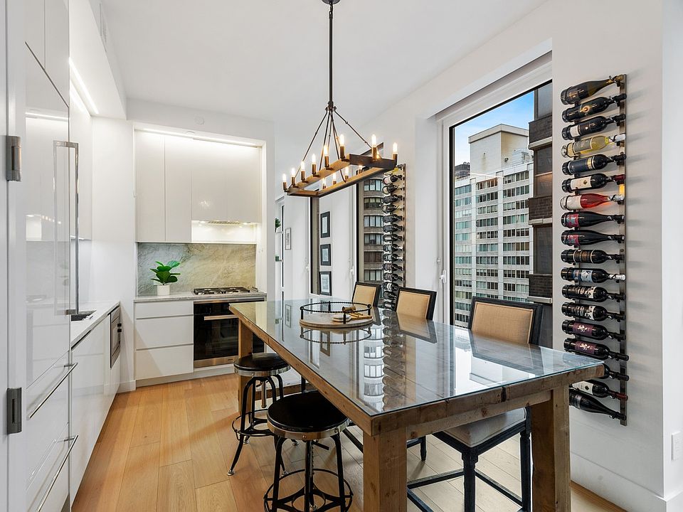 1st image of 15 W 61st St APT 18C