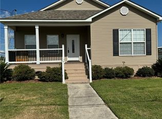1801 Esther St, Harvey, LA 70058