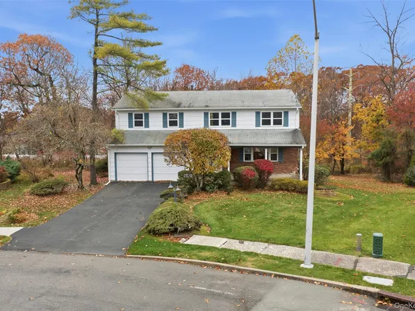 7 Helaine Court, Orangeburg, NY 10962