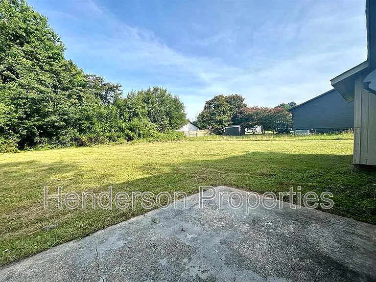 7314 Meadowland Dr — Photo 13