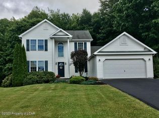 508 Stone Hedge Pl, Mountain Top, PA 18707