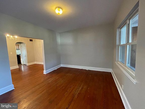 4th image of 113 Northern Ave