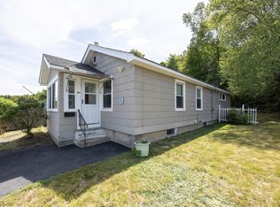 54 Hill St, Hopedale, MA 01747
