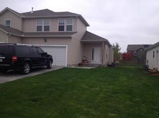 411 W Apache St, Gardner, KS 66030