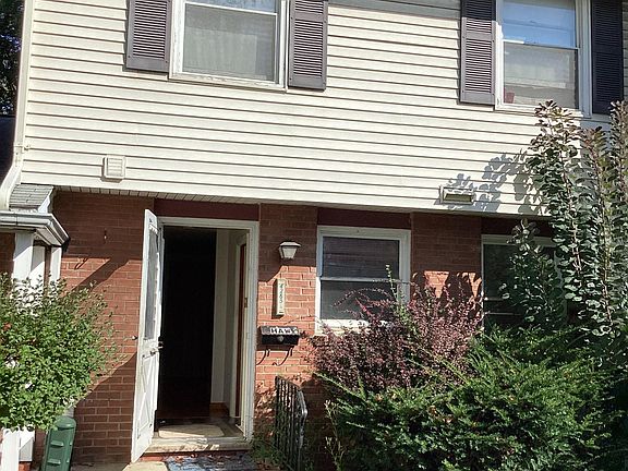 2nd image of 4285 Belmont Dr
