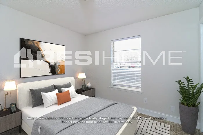 1104 Patrick St — Photo 9