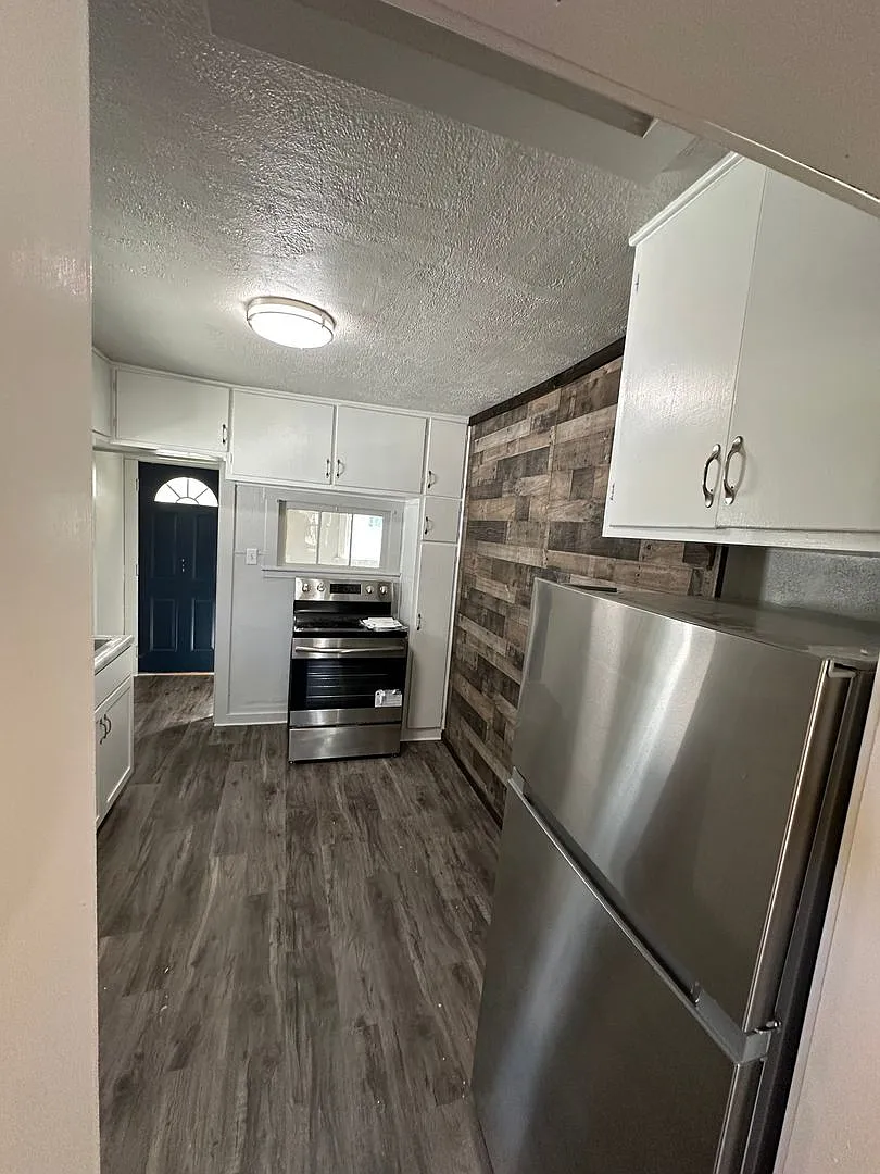 2115 Omaha St Eau Claire, WI 54703 — Photo 3