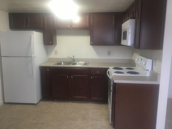 4th image of 4812 N Judy Cir APT 21