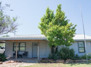 1207 Loving St, Mason, TX 76856